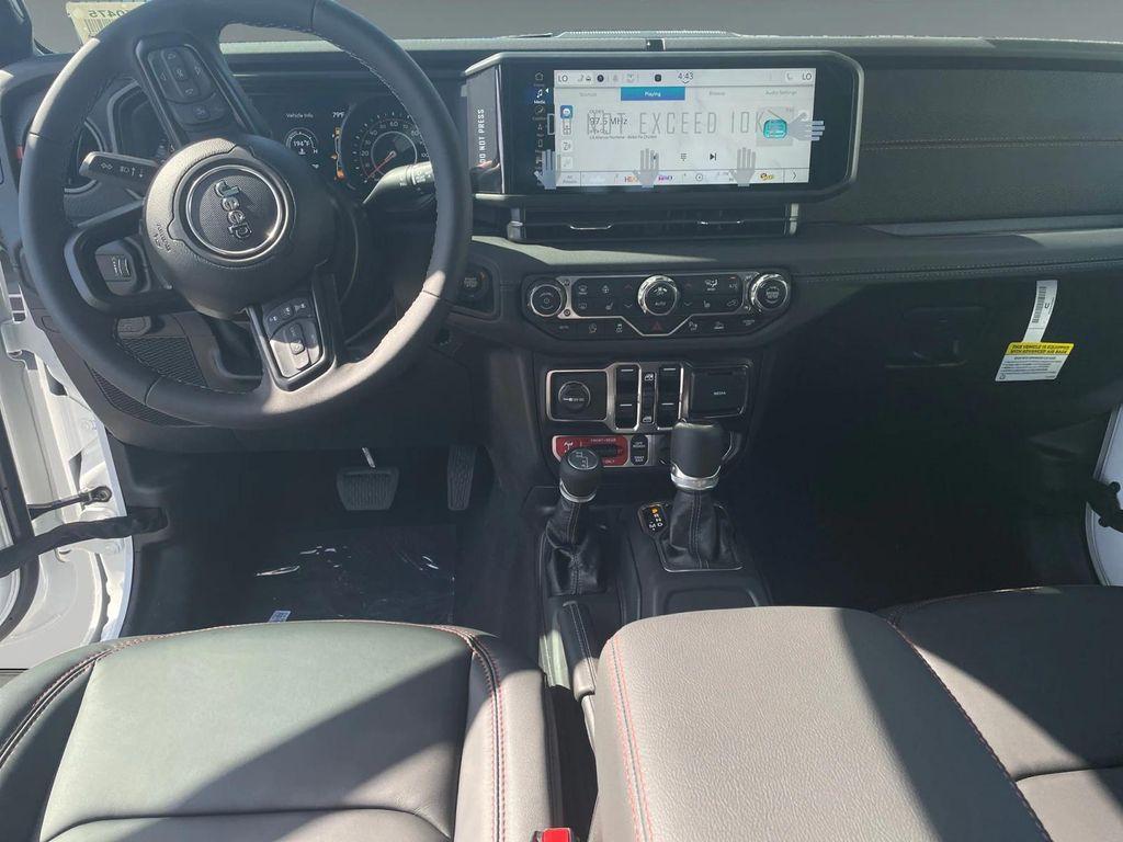 new 2025 Jeep Gladiator car, priced at $62,825