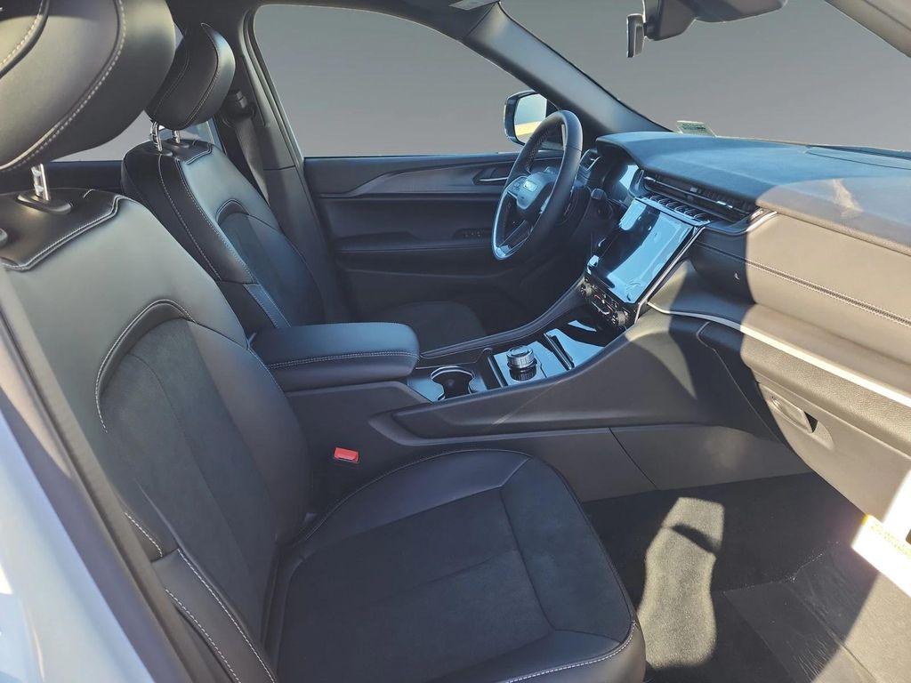 new 2025 Jeep Grand Cherokee L car, priced at $46,135