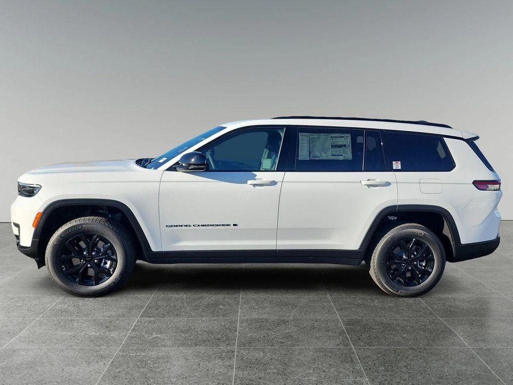new 2025 Jeep Grand Cherokee L car, priced at $46,135