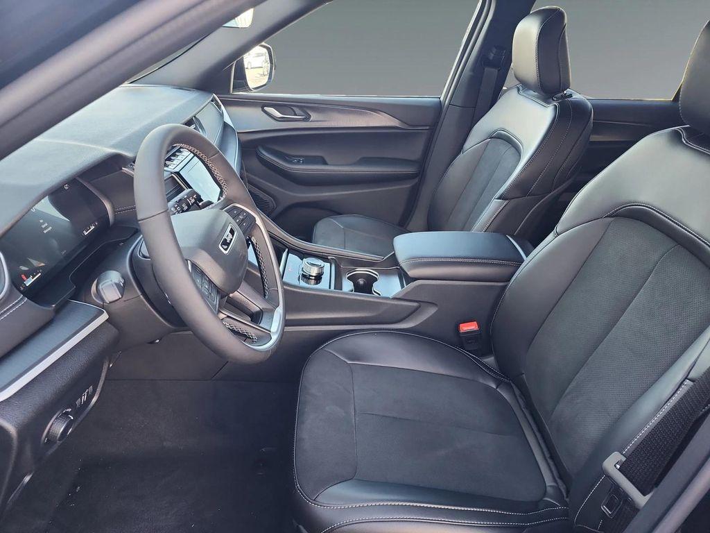 new 2025 Jeep Grand Cherokee L car, priced at $46,730