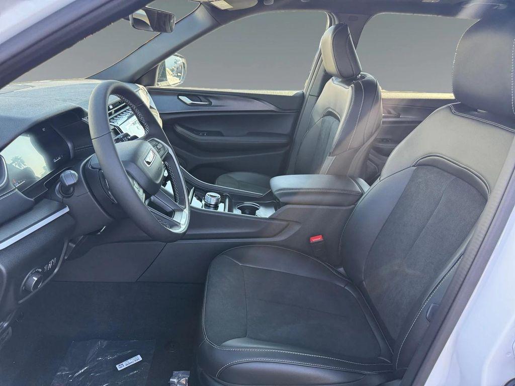 new 2025 Jeep Grand Cherokee L car, priced at $49,780
