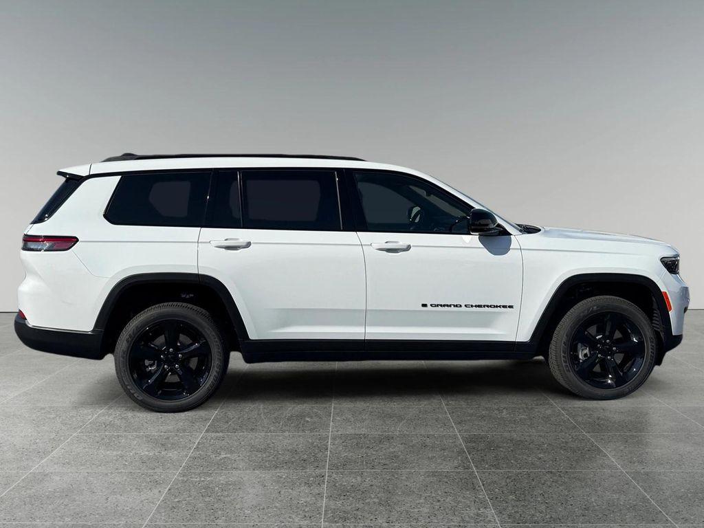 new 2025 Jeep Grand Cherokee L car, priced at $49,780
