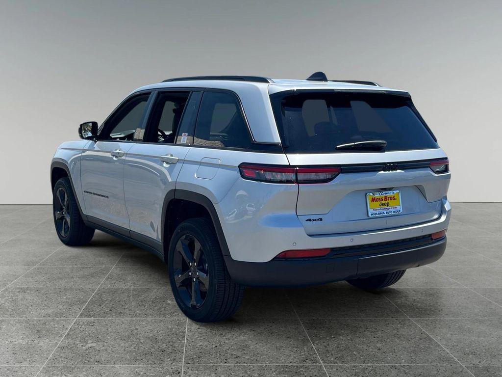 new 2025 Jeep Grand Cherokee car, priced at $48,175