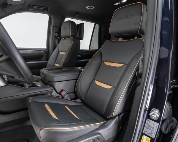used 2024 GMC Yukon car, priced at $69,995
