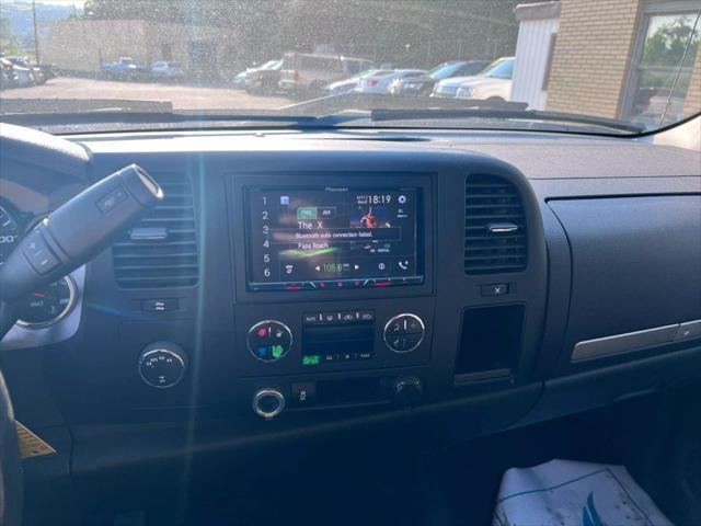 used 2013 GMC Sierra 1500 car, priced at $15,995