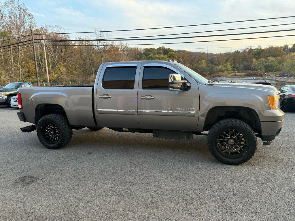used 2013 GMC Sierra 2500 car, priced at $29,995