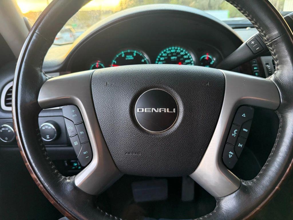 used 2013 GMC Sierra 2500 car, priced at $29,995