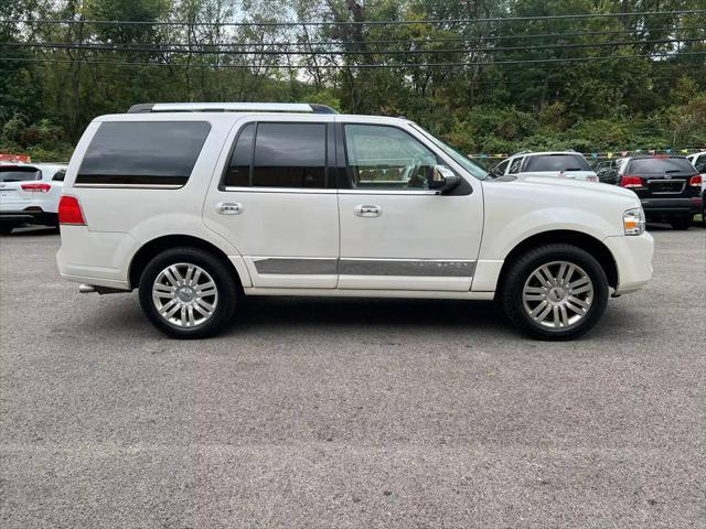 used 2013 Lincoln Navigator car, priced at $11,895
