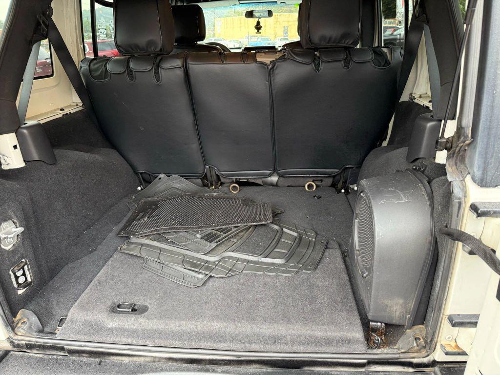used 2009 Jeep Wrangler Unlimited car, priced at $10,750