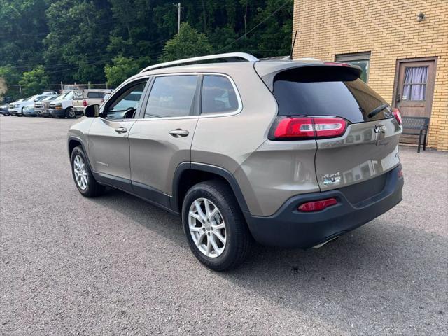 used 2017 Jeep Cherokee car, priced at $12,995
