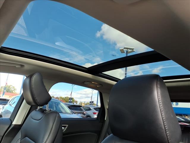 used 2024 Ford Edge car, priced at $27,980