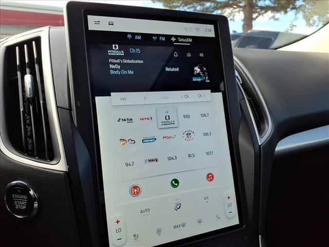 used 2024 Ford Edge car, priced at $27,980