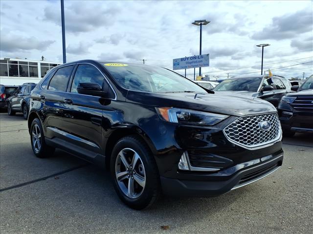 used 2024 Ford Edge car, priced at $27,980