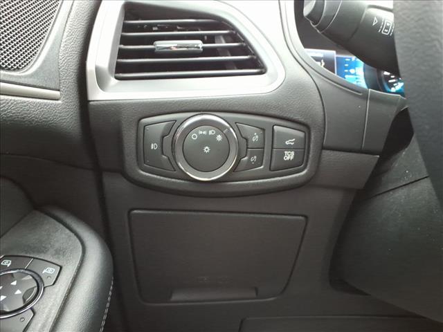 used 2022 Ford Edge car, priced at $26,980