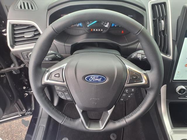 used 2024 Ford Edge car, priced at $25,980