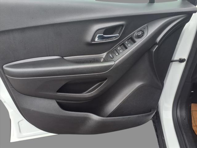 used 2022 Chevrolet Trax car, priced at $16,980