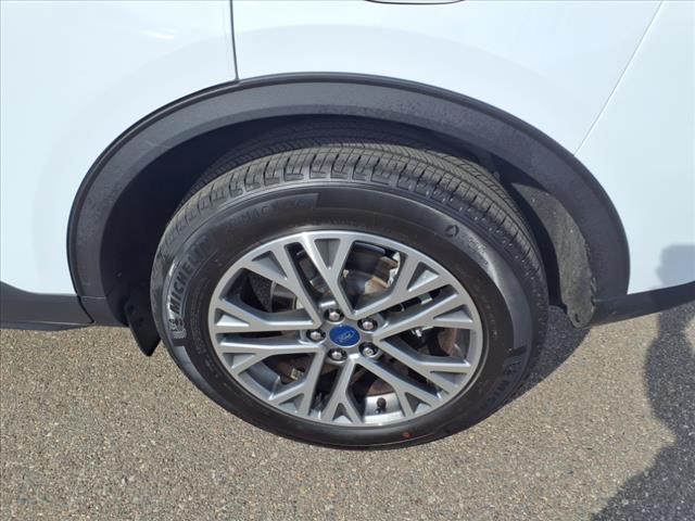used 2022 Ford Escape car, priced at $25,580