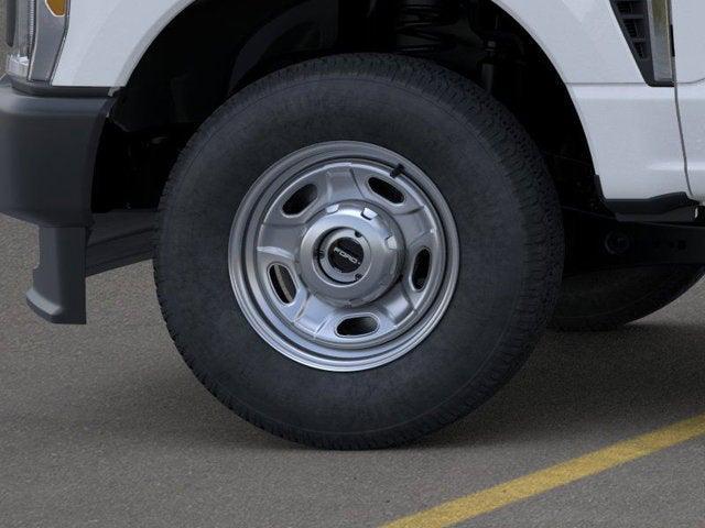 new 2024 Ford F-250 car, priced at $45,684