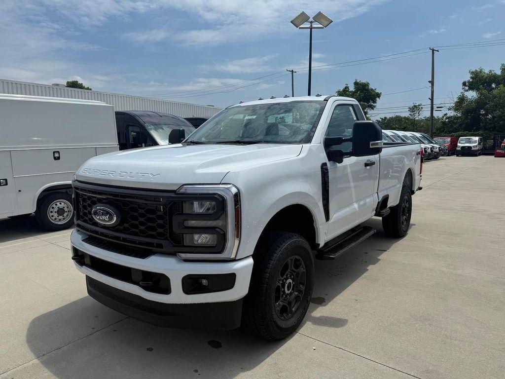 new 2025 Ford F-350 car, priced at $53,541
