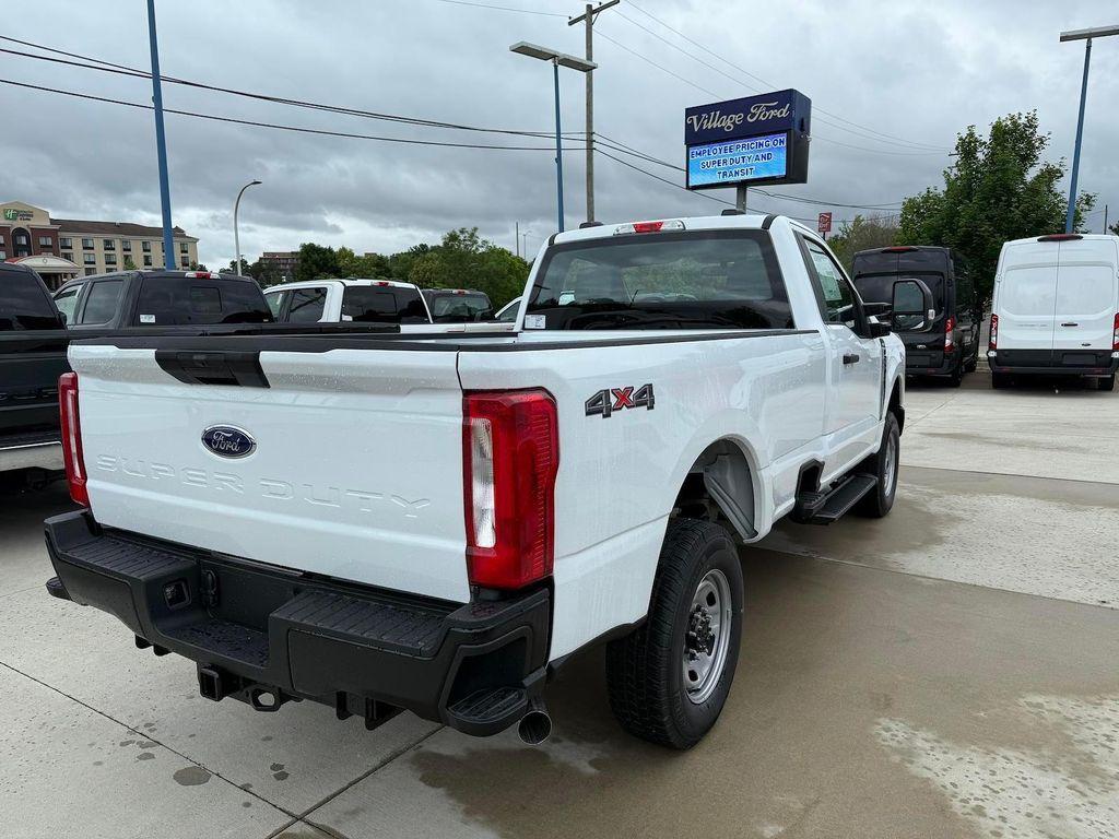 new 2025 Ford F-250 car, priced at $47,418