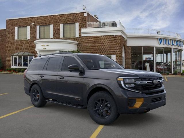 new 2025 Ford Expedition car, priced at $79,917