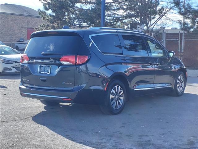 used 2020 Chrysler Pacifica Hybrid car, priced at $25,980