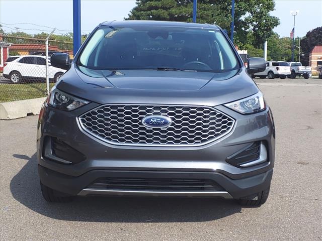 used 2024 Ford Edge car, priced at $31,980