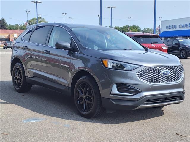 used 2024 Ford Edge car, priced at $31,980