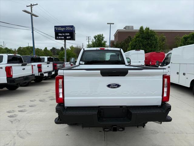new 2025 Ford F-250 car, priced at $47,418