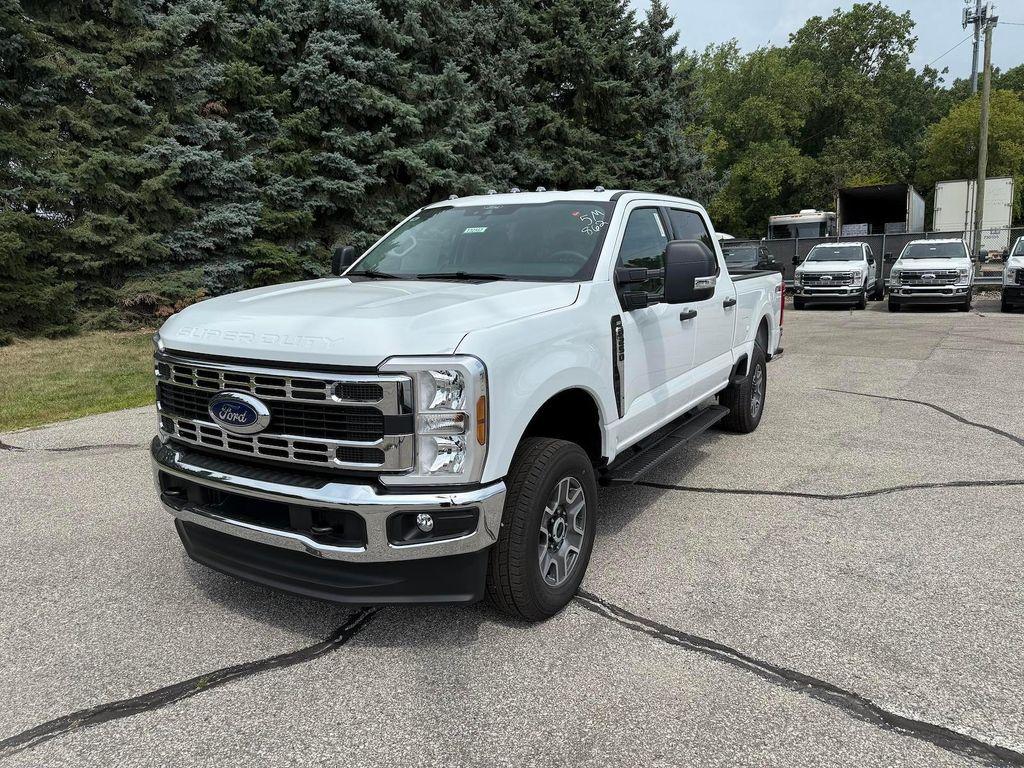 new 2025 Ford F-250 car, priced at $60,610