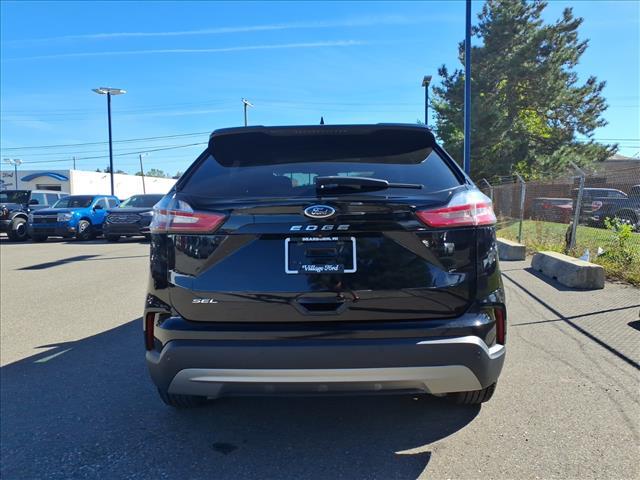 used 2022 Ford Edge car, priced at $21,980