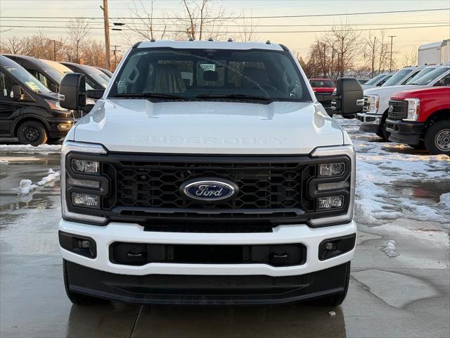 new 2024 Ford F-250 car, priced at $65,820