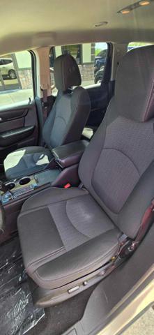 used 2016 Chevrolet Traverse car, priced at $9,950