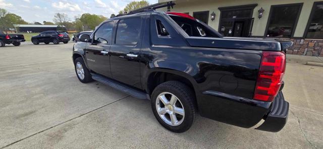 used 2012 Chevrolet Avalanche car, priced at $15,950