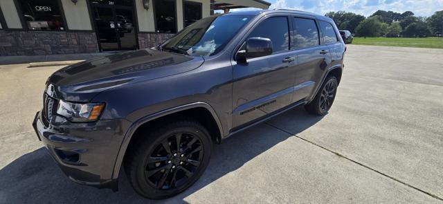 used 2018 Jeep Grand Cherokee car, priced at $15,950