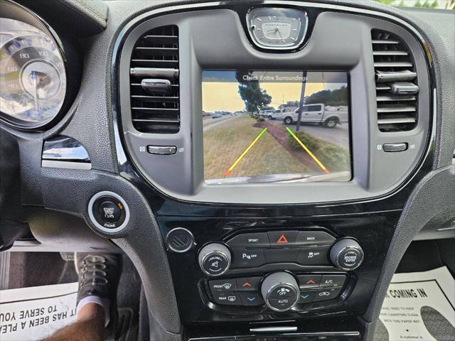 used 2016 Chrysler 300 car
