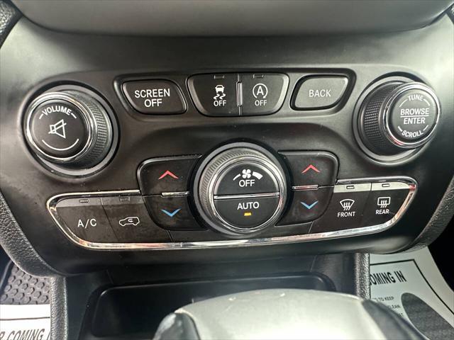used 2015 Jeep Cherokee car, priced at $12,995