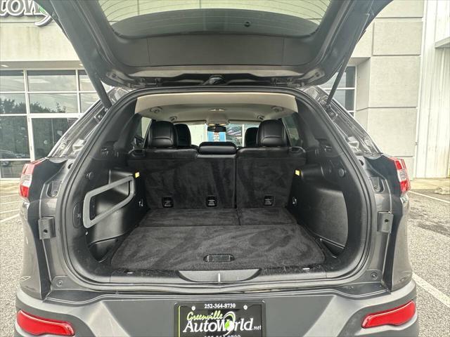 used 2015 Jeep Cherokee car, priced at $12,995