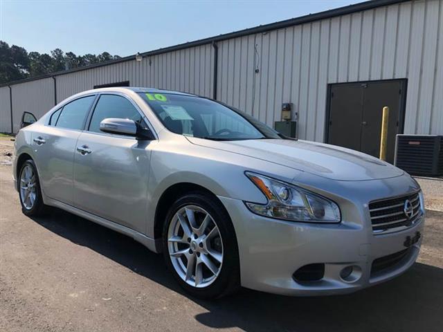 used 2010 Nissan Maxima car