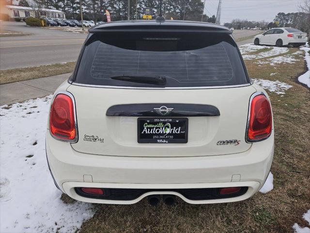 used 2015 MINI Hardtop car, priced at $9,222