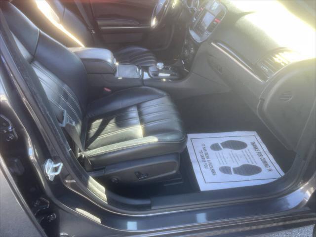 used 2021 Chrysler 300 car, priced at $25,995