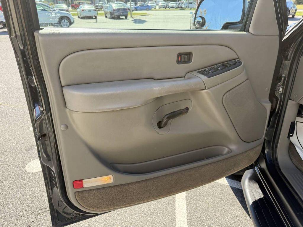 used 2004 Chevrolet Tahoe car, priced at $6,777