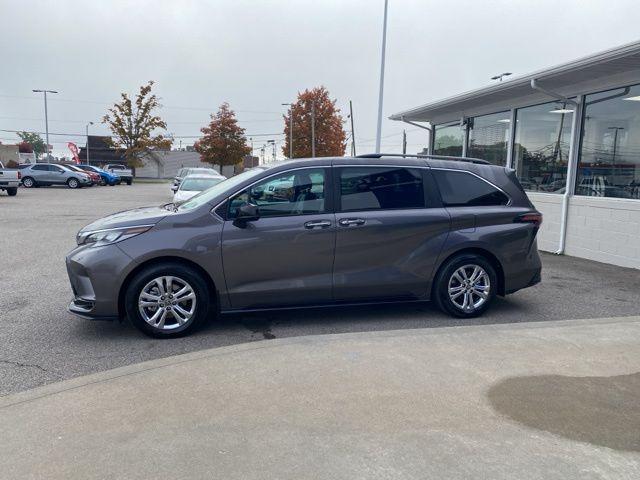 used 2022 Toyota Sienna car, priced at $42,623