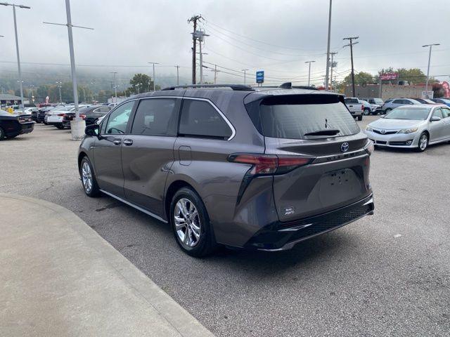 used 2022 Toyota Sienna car, priced at $42,623