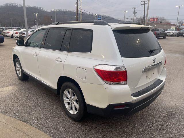 used 2013 Toyota Highlander car, priced at $13,991