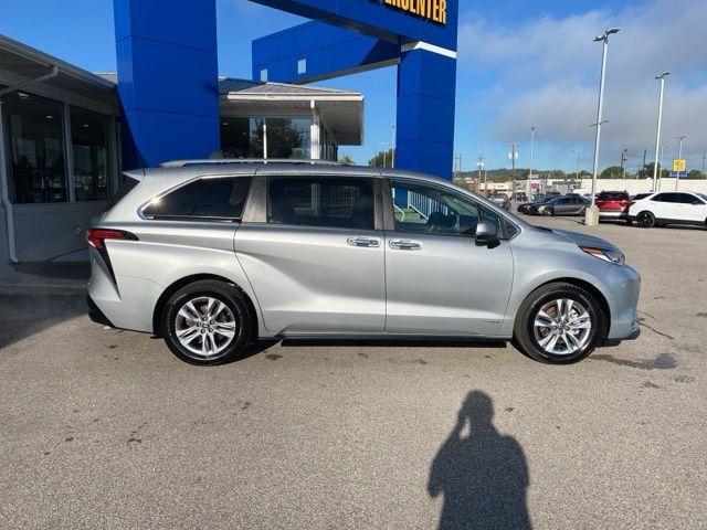 used 2021 Toyota Sienna car, priced at $39,982