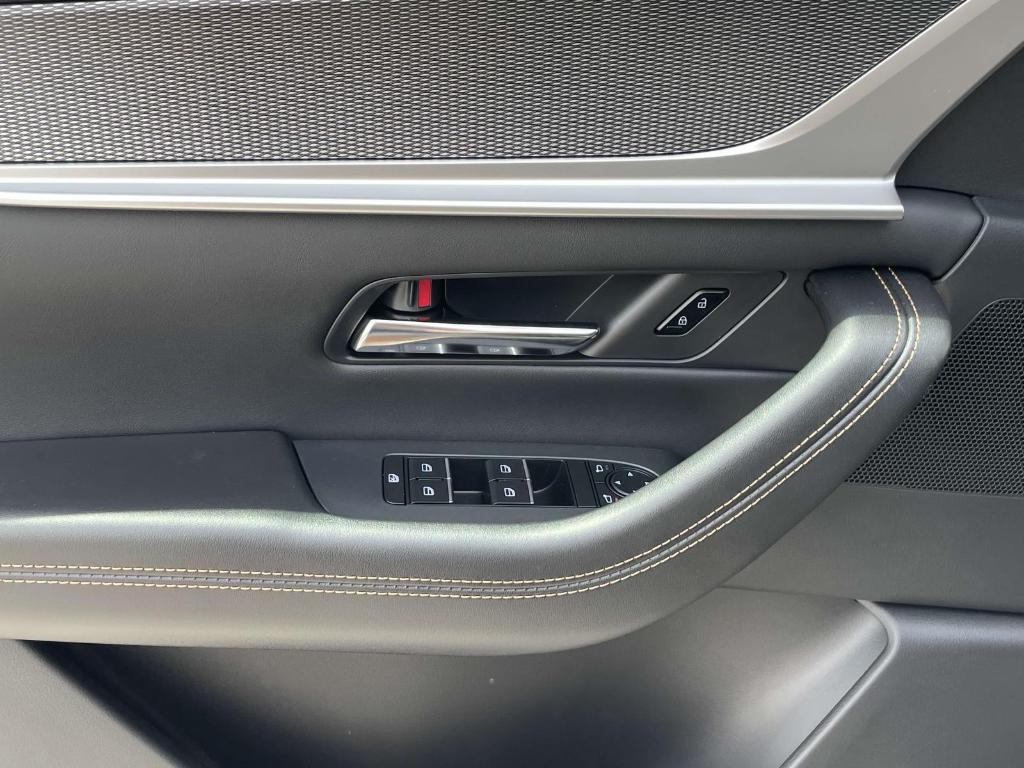 new 2025 Mazda CX-90 PHEV car, priced at $57,255