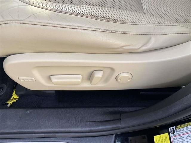 used 2015 Toyota Highlander car, priced at $15,900