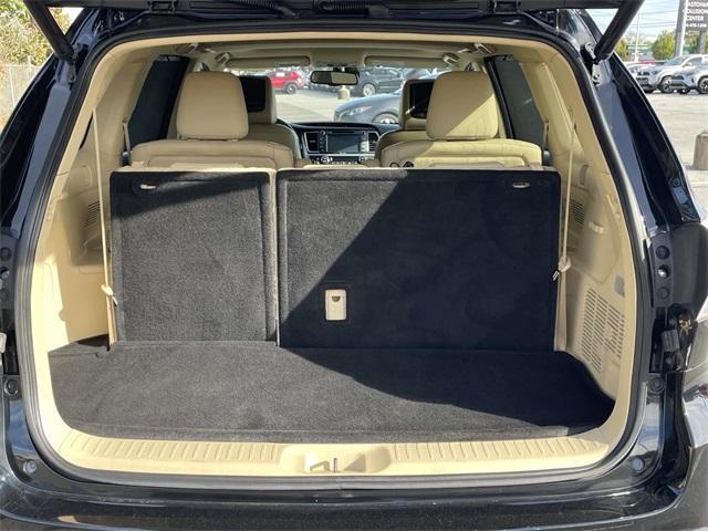 used 2015 Toyota Highlander car, priced at $15,900