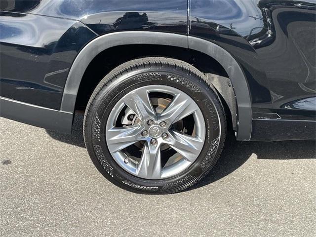 used 2015 Toyota Highlander car, priced at $15,900